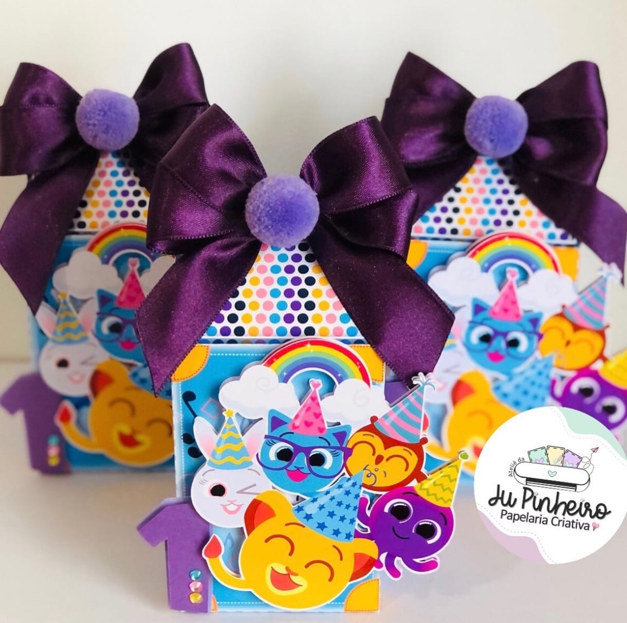 5 Caixinhas Milk e 5 Piramide Tema Bolofofos Luxo