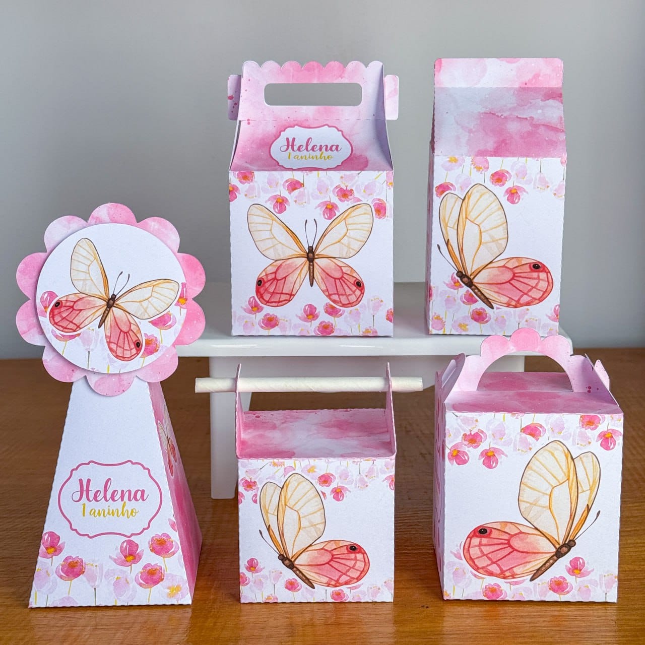 Kit 25 Caixinhas Tema Borboletas